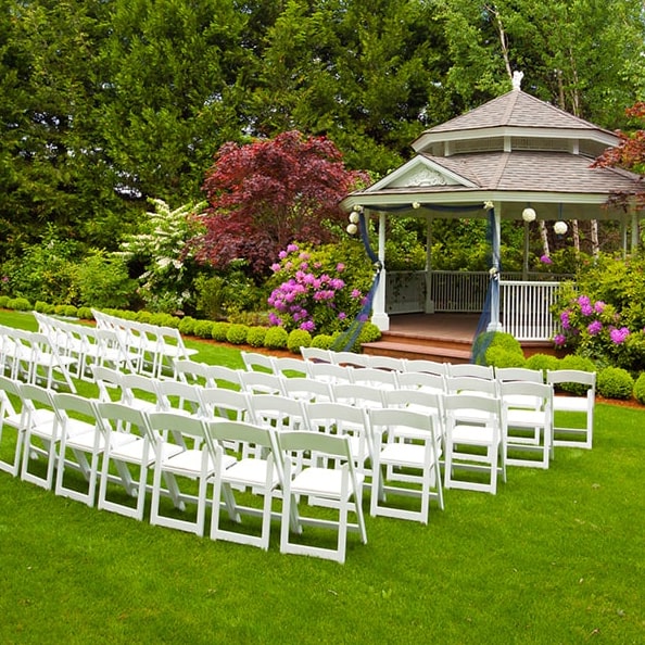 our wedding & event trailers can accommodate up to 50 guests at one time